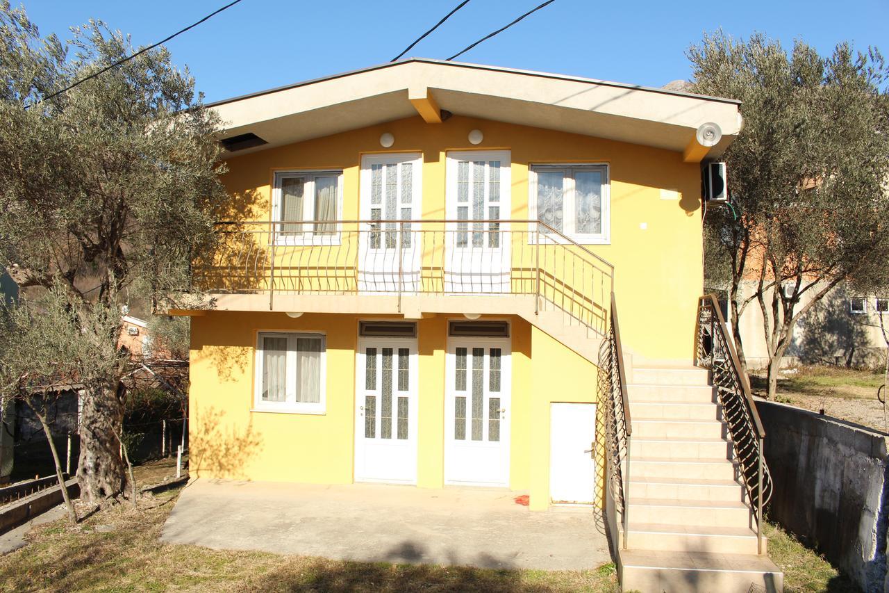 Apartments Todorovic Petrovac ภายนอก รูปภาพ