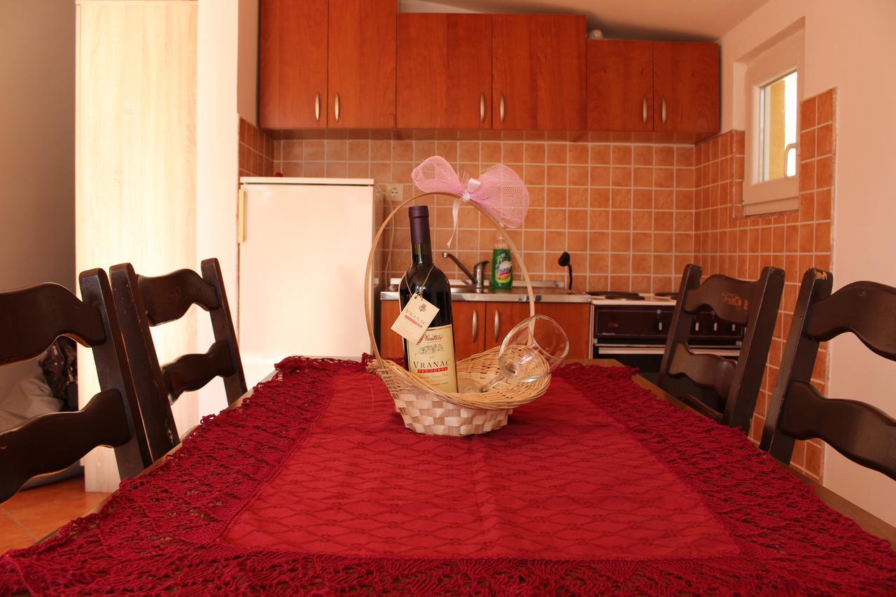 Apartments Todorovic Petrovac ภายนอก รูปภาพ