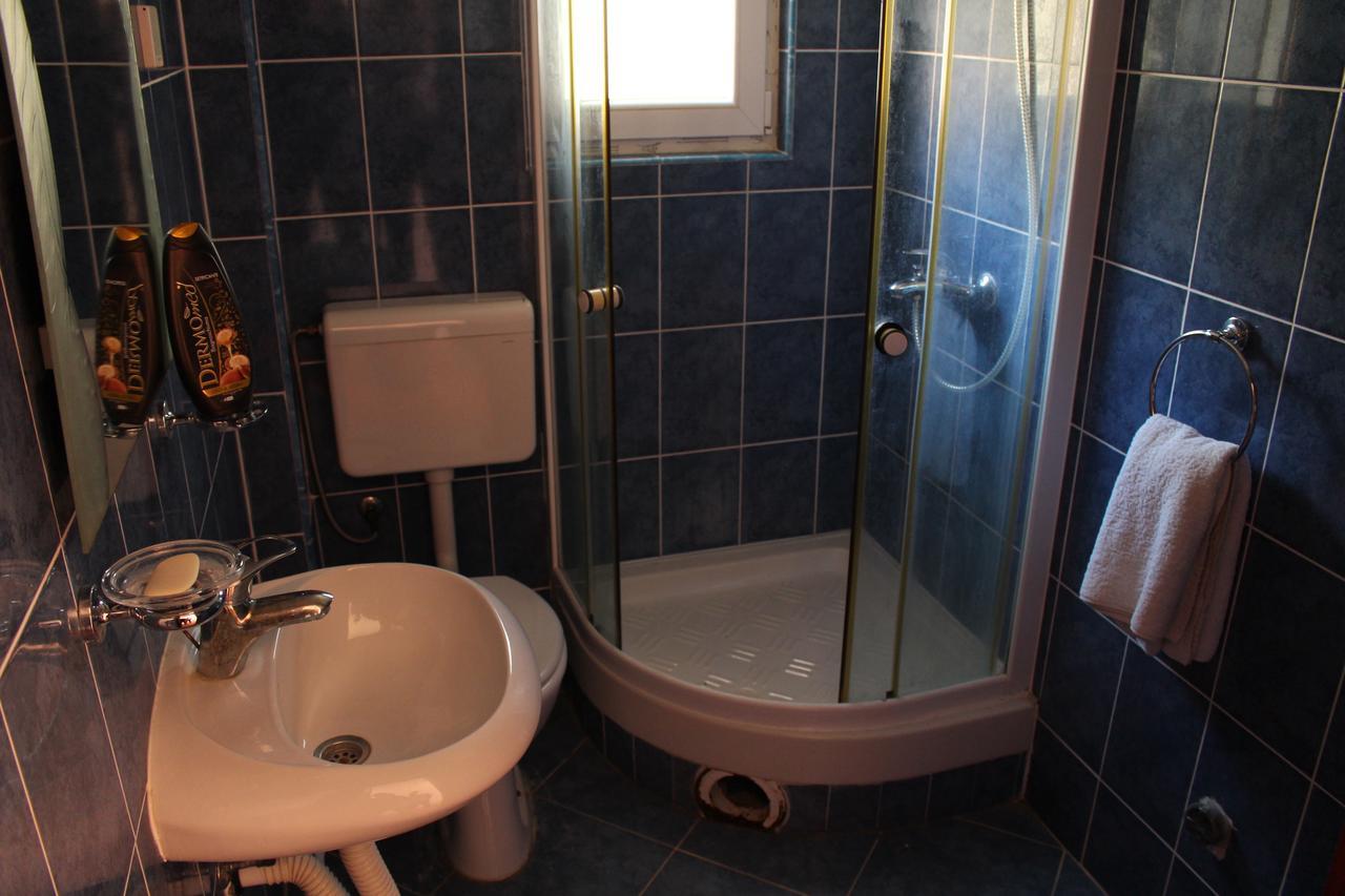 Apartments Todorovic Petrovac ภายนอก รูปภาพ